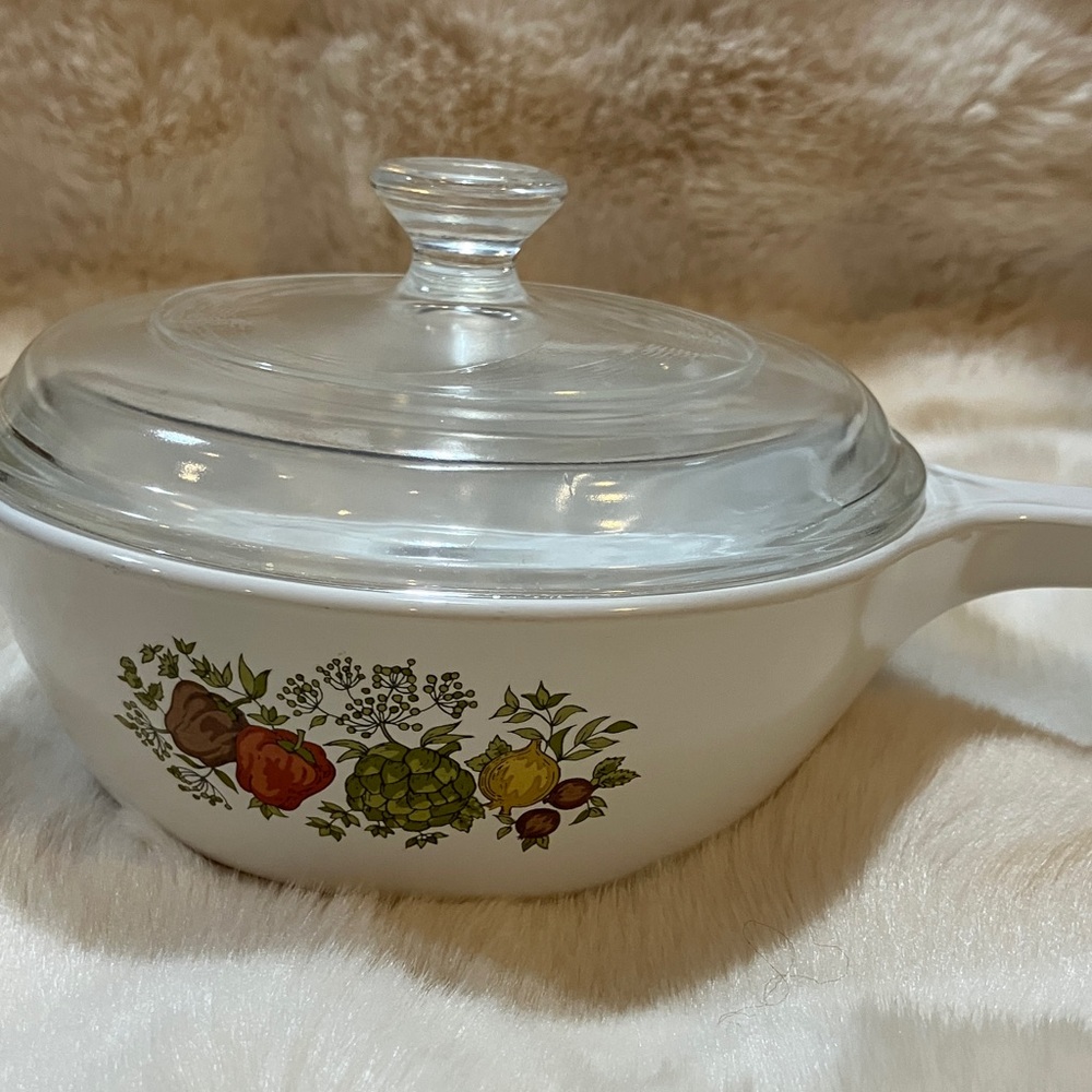 Corningware White Casserole Dish with Glass Lid